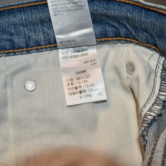 Levi's Signature Series Men's W44 Jean Shorts Distressed Jorts Denim - Picture 5 of 8